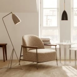 Gubi Gräshoppa Hanglamp, Jet-Black 6 Gubi Gräshoppa Hanglamp, Jet-Black -Het tijdperk van Lamp. gubi grashoppa pendant 12