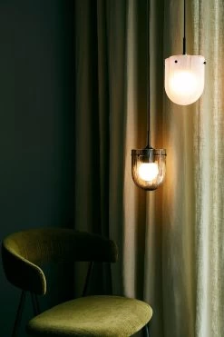 Gubi Seine Hanglamp, Smoke -Het tijdperk van Lamp. gubi seine hanglamp 6