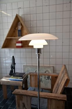 Louis Poulsen PH 3½-2½ Vloerlamp, Verchroomd/Opaal Glas -Het tijdperk van Lamp. louis poulsen ph 3 2 floor lamp 14