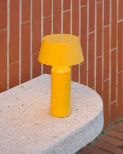 Marset Bicoca Tafellamp Draagbaar, Geel -Het tijdperk van Lamp. marset bicoca tafellamp draagbaar 19