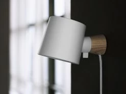 Normann Copenhagen Rise Wandlamp, Wit -Het tijdperk van Lamp. normann copenhagen rise wall lamp 18