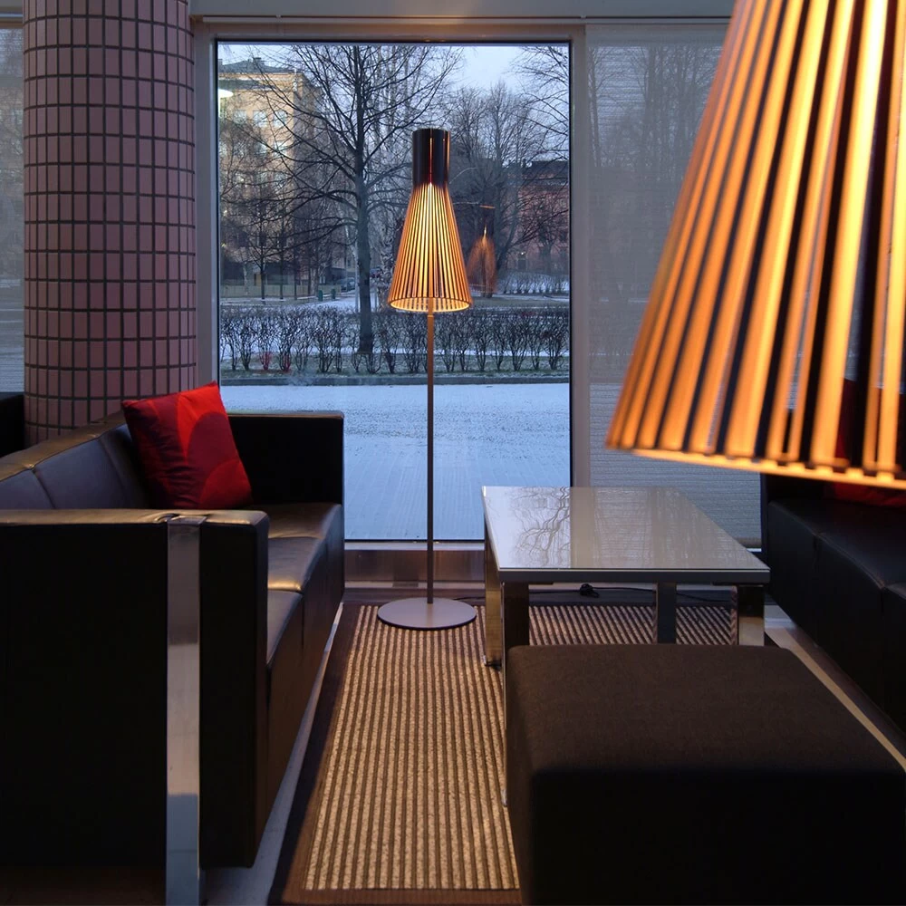 Secto Design Secto 4210 Floor Lamp, White 2 Secto Design Secto 4210 Floor Lamp, White - Afbeelding 2