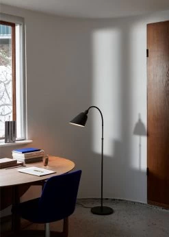 &Tradition Bellevue AJ7 Anniversary Edition Vloerlamp, Stone Grey/Brons Messing -Het tijdperk van Lamp. tradition bellevue aj7 anniversary edition vloerlamp 2