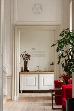 &Tradition Flowerpot VP9 Tafellamp Draagbaar Met Magnetische Oplaadkabel, Messinggeplateerd -Het tijdperk van Lamp. tradition flowerpot vp9 tafellamp draagbaar met magnetische oplaadkabel 7